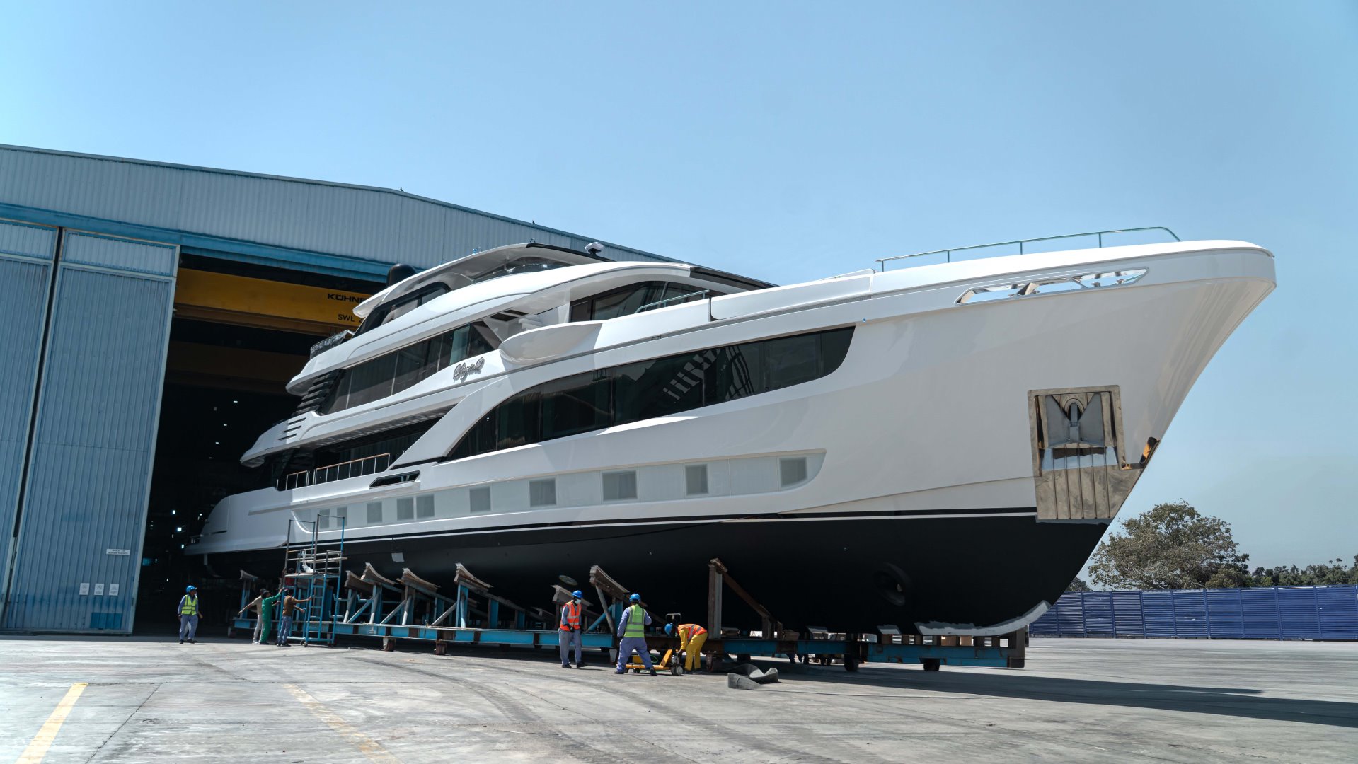 Majesty 145: Botadura del nuevo referente en lujo semi-custom